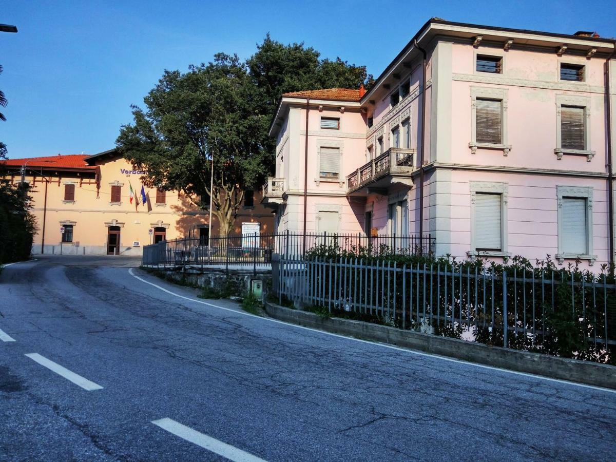 Ferienwohnung Tra La Stazione E Il Lago Verbania Exterior foto